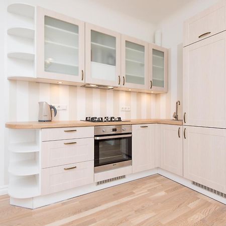 Allika Apartments Tallinn Rum bild